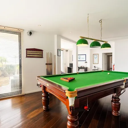 Zula House - Stunning Spectacular Location *