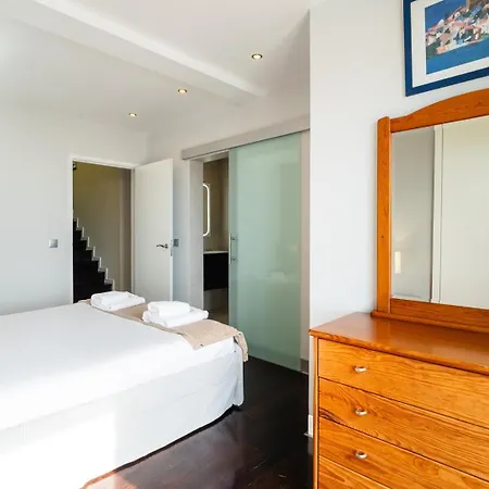 Zula House - Stunning Spectacular Location בית נופש קאניקו