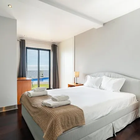 Hébergement de vacances Zula House - Stunning Spectacular Location Caniço