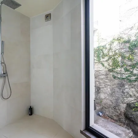 בית נופש Zula House - Stunning Spectacular Location קאניקו