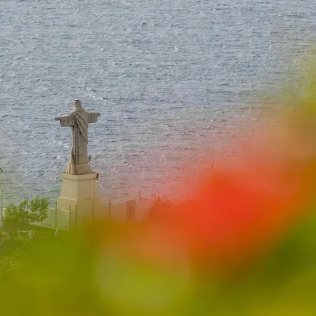 Zula House - Stunning Spectacular Location קאניקו