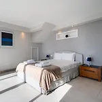 Zula House - Stunning Spectacular Location *