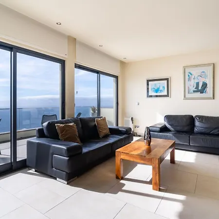 Holiday home Zula House - Stunning Spectacular Location Canico (Madeira)