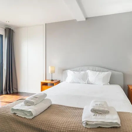 Σπίτι διακοπών Zula House - Stunning Spectacular Location Caniço