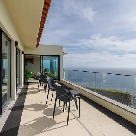 Zula House - Stunning Spectacular Location