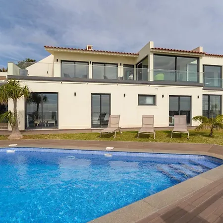 Zula House - Stunning Spectacular Location *