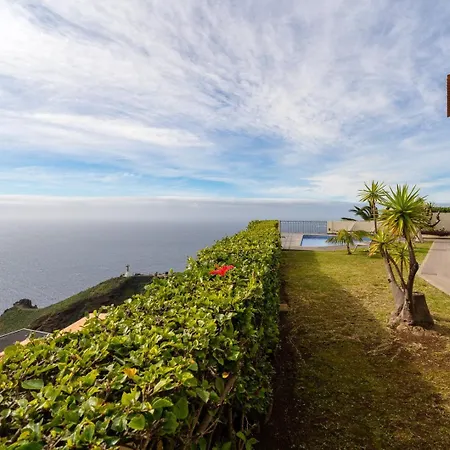 Holiday home Zula House - Stunning Spectacular Location Canico (Madeira)